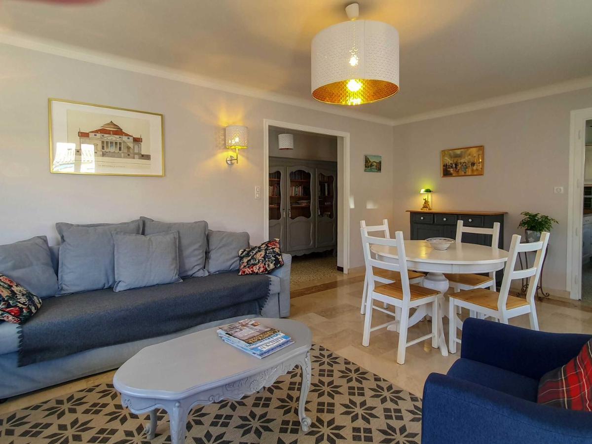 Brin D'Azur Apartment Nyons Bagian luar foto