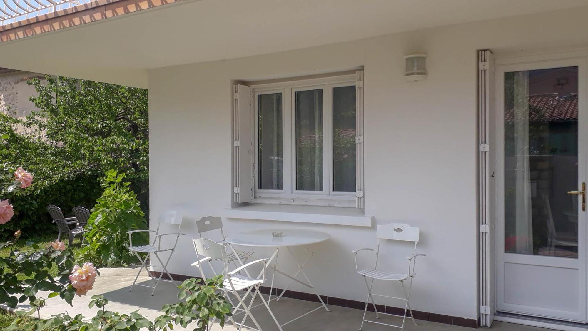 Brin D'Azur Apartment Nyons Bagian luar foto